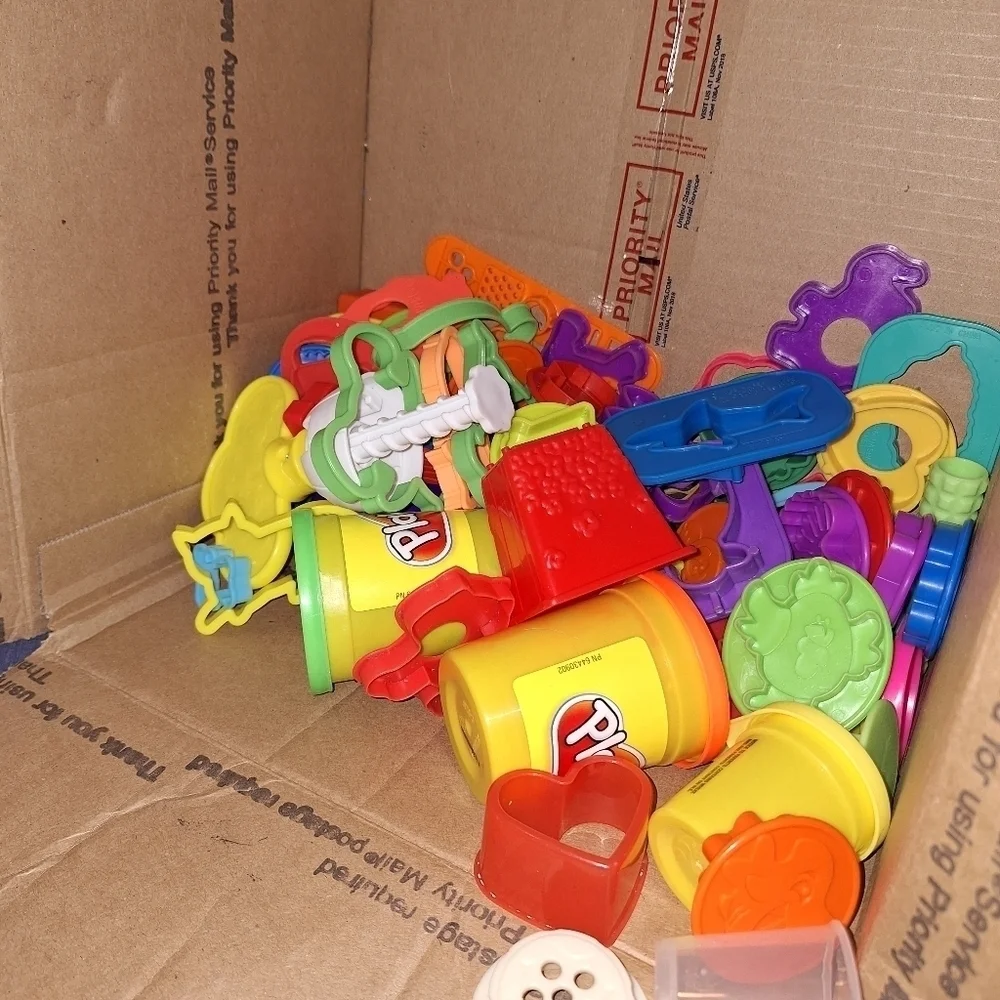 Play-Doh Cookie Cutters Ice Cream Playsets Lot